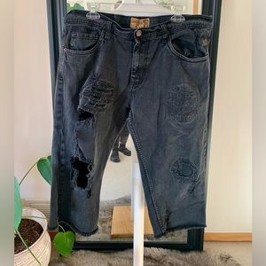 Black Denim Distressed Cropped Jeans